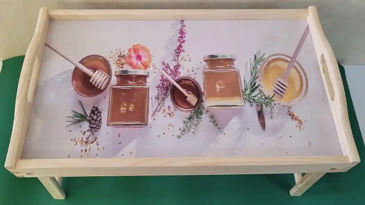 PIKUSA — ontbijtblad met honingpotjesmotief