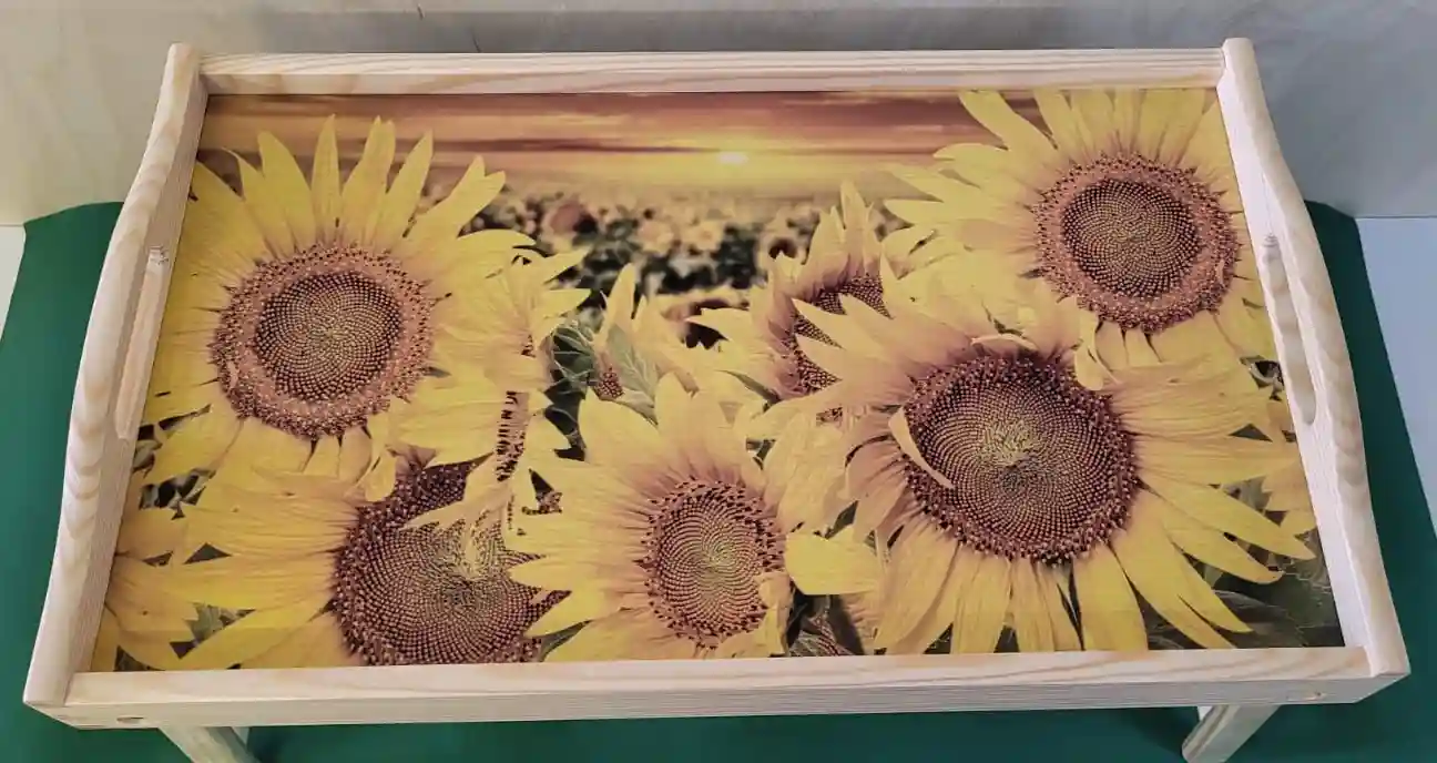 PIKUSA — ontbijtblad, plantage bij zonsopgang
